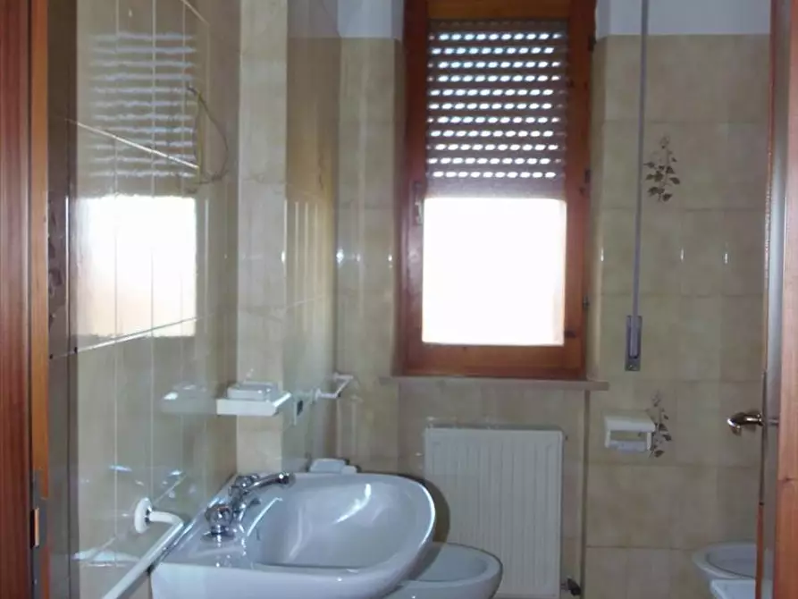 Immagine 4 di Appartamento in vendita  in via Della Resistenza, 3 a Sarteano