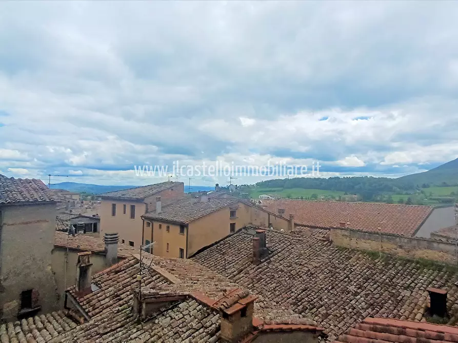 Immagine 1 di Appartamento in vendita  in Corso Garibaldi, 18 a Sarteano