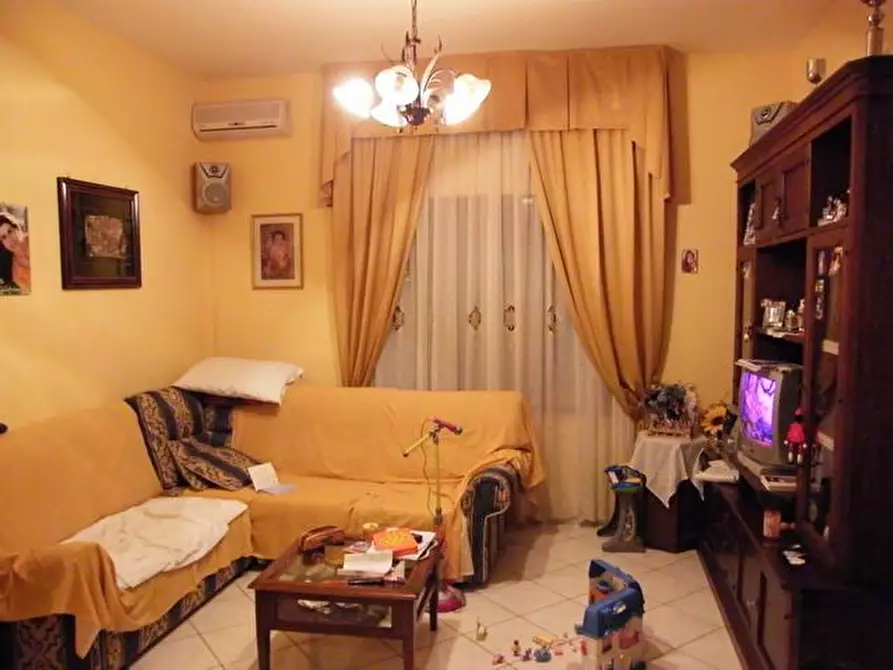 Immagine 4 di Appartamento in vendita  a Sinalunga