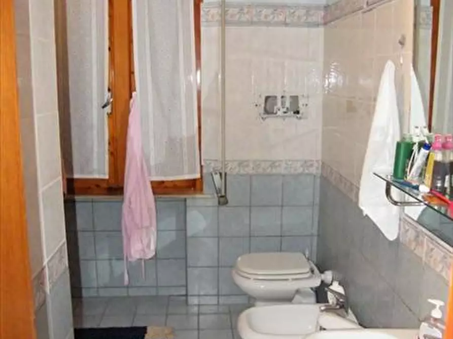 Immagine 8 di Appartamento in vendita  a Sinalunga