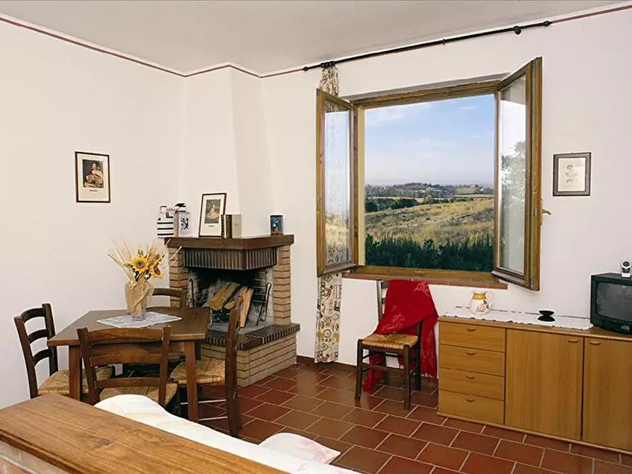 Immagine 2 di Azienda agricola in vendita  a Montepulciano