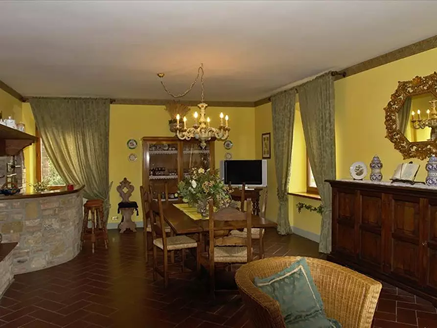 Immagine 2 di Rustico / casale in vendita  a Pienza