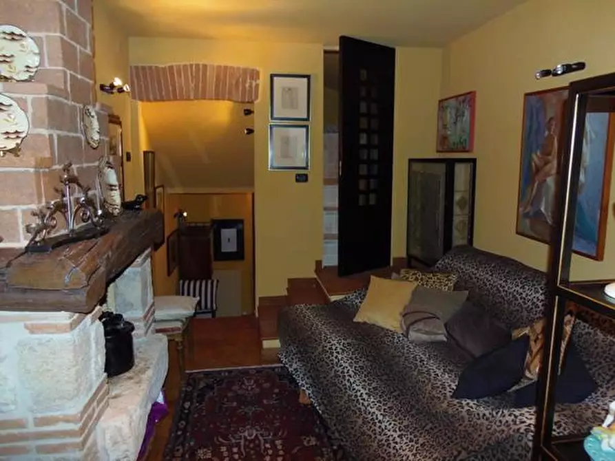 Immagine 6 di Appartamento in vendita  a Sarteano