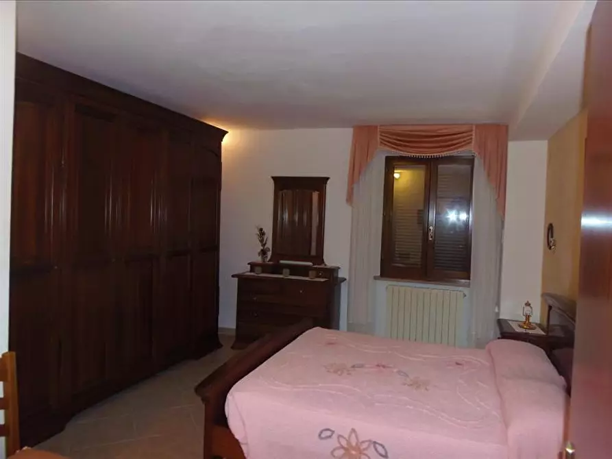 Immagine 9 di Appartamento in vendita  a Radicofani