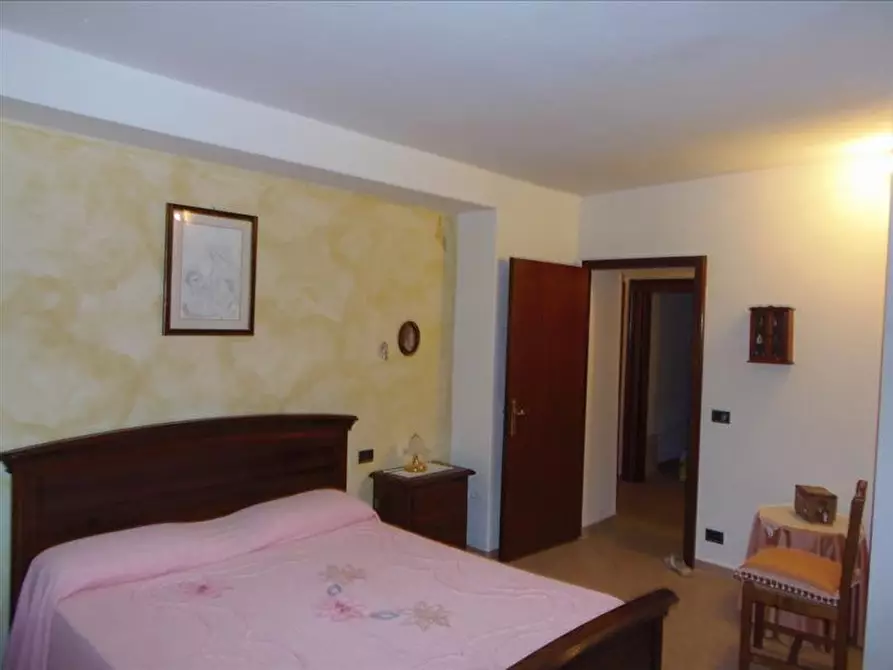 Immagine 4 di Appartamento in vendita  a Radicofani