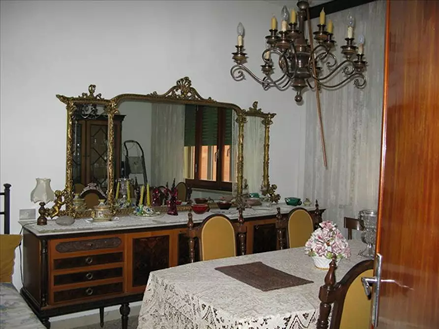 Immagine 3 di Palazzo in vendita  a Montepulciano