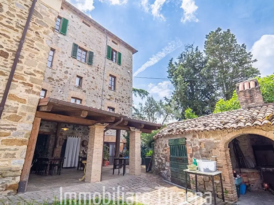 Immagine 8 di Rustico / casale in vendita  a Orvieto