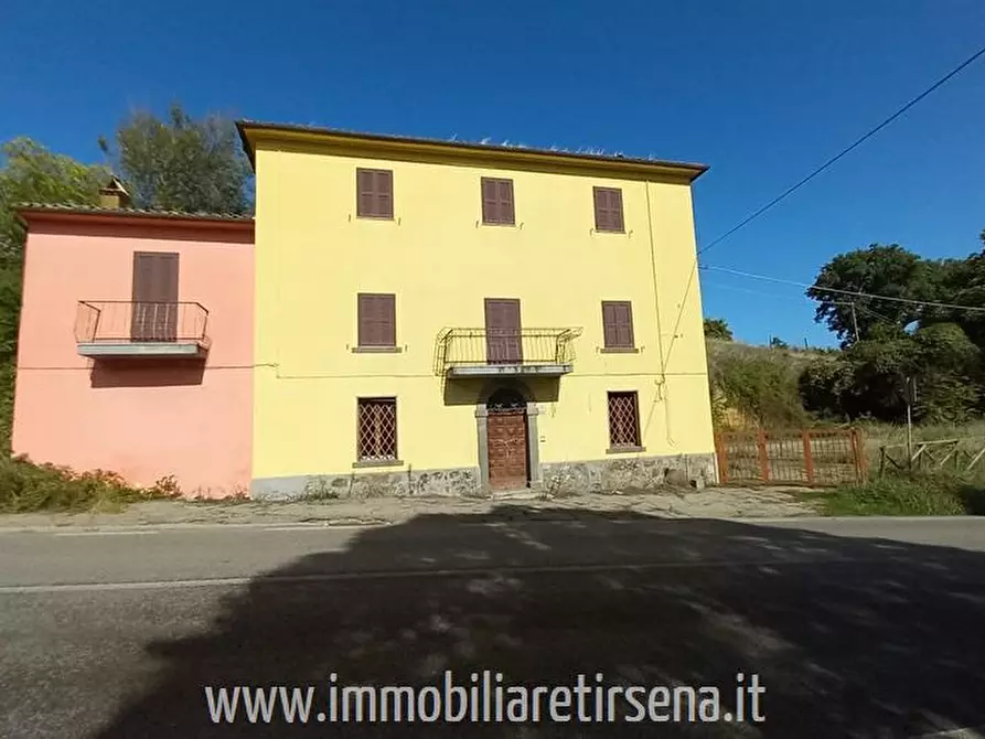 Immagine 3 di Rustico / casale in vendita  a Orvieto