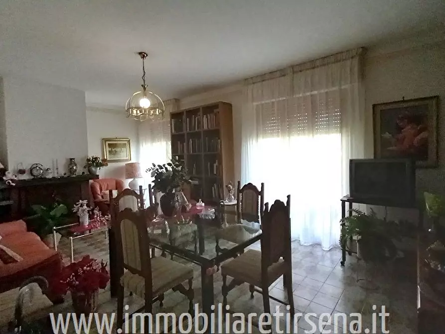 Immagine 1 di Appartamento in vendita  a Orvieto