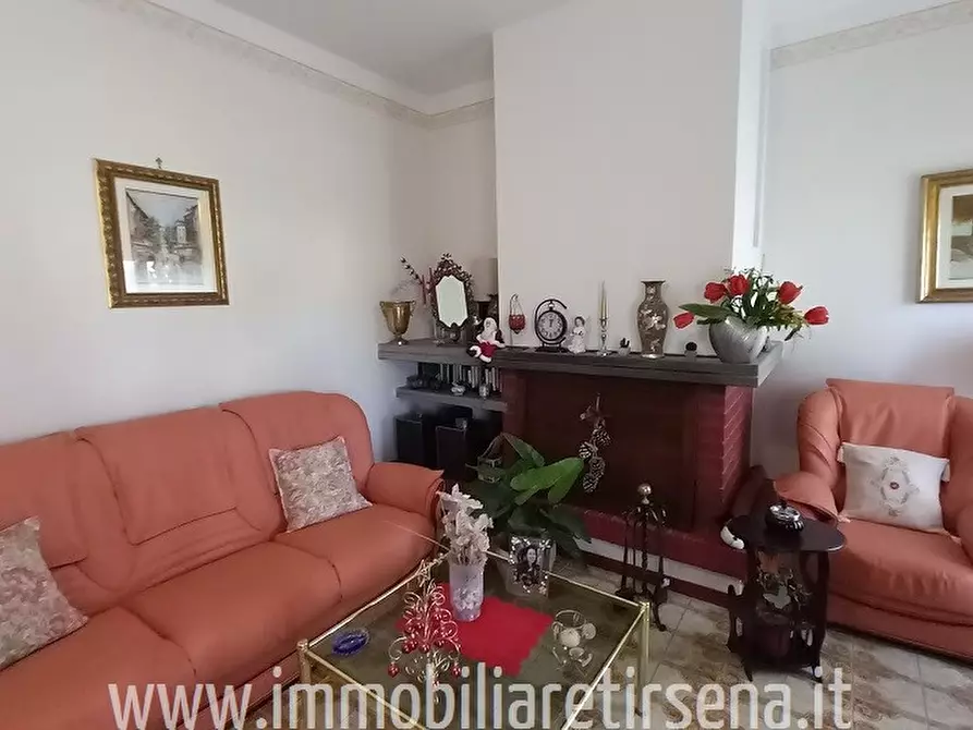 Immagine 4 di Appartamento in vendita  a Orvieto