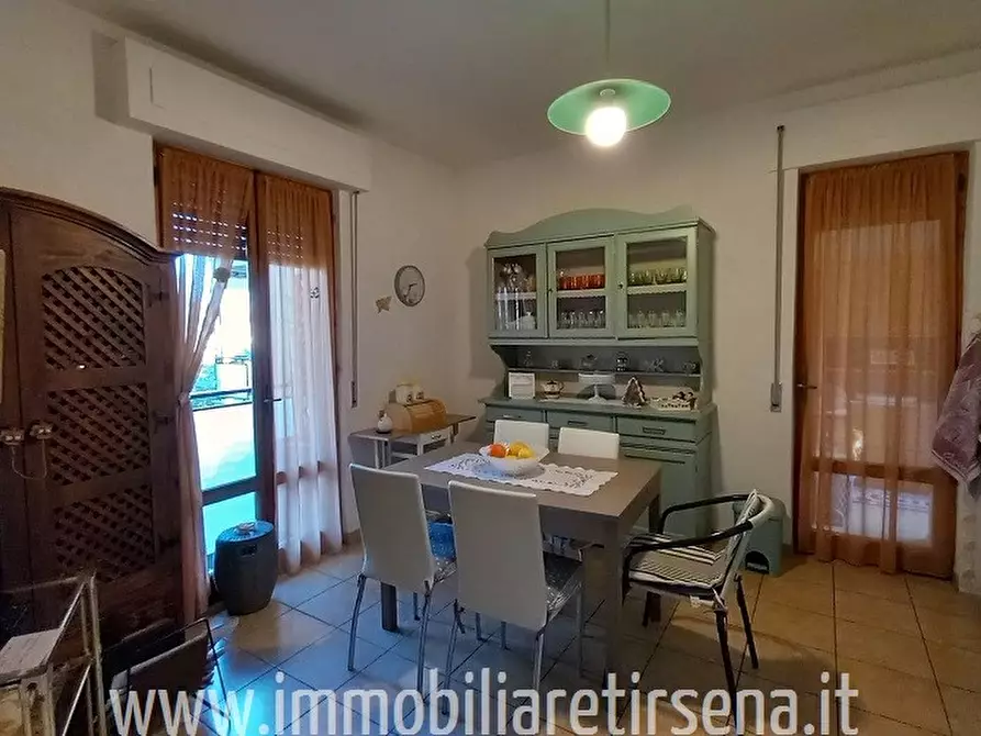 Immagine 6 di Appartamento in vendita  a Orvieto