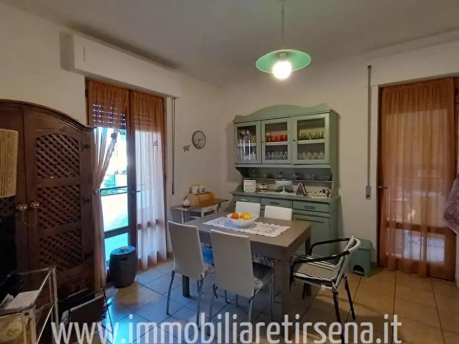 Immagine 9 di Appartamento in vendita  a Orvieto