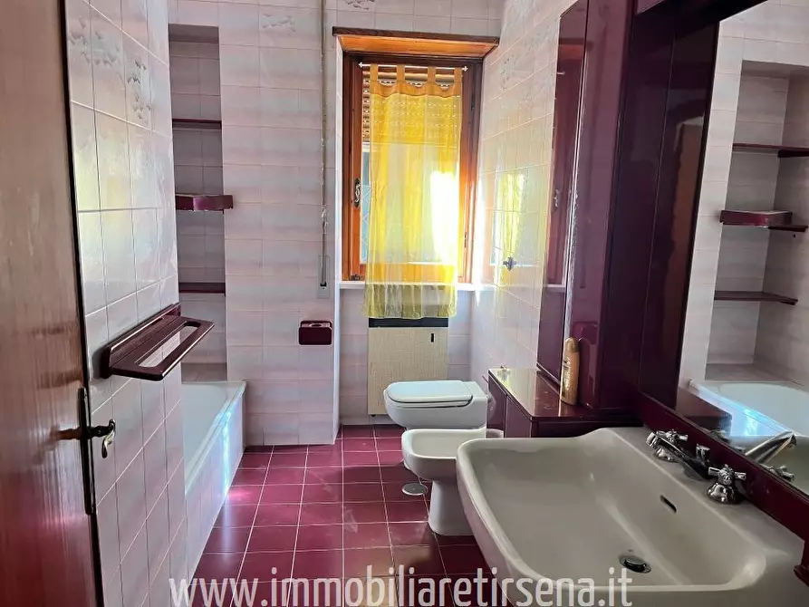 Immagine 9 di Appartamento in vendita  a Orvieto