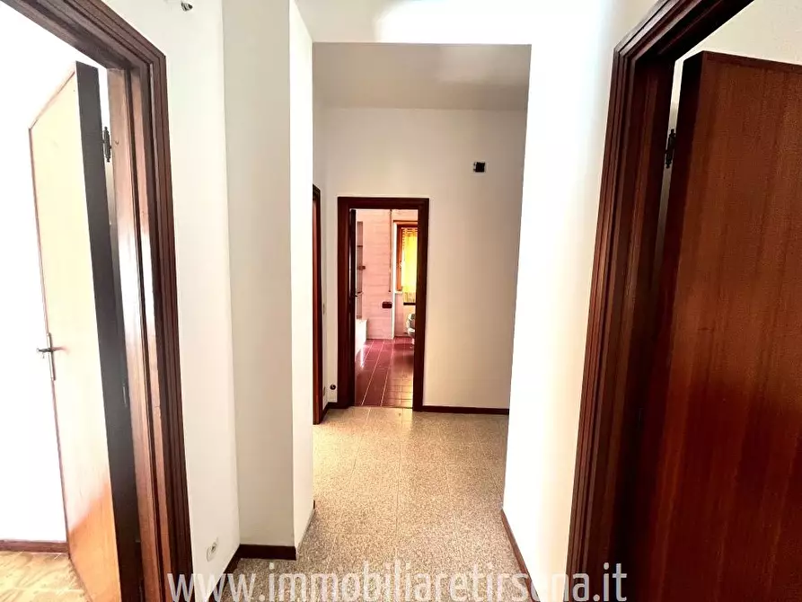 Immagine 2 di Appartamento in vendita  a Orvieto