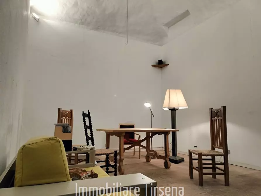 Immagine 1 di Locale commerciale in affitto  a Orvieto