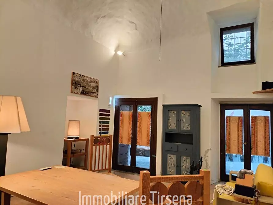 Immagine 4 di Locale commerciale in affitto  a Orvieto