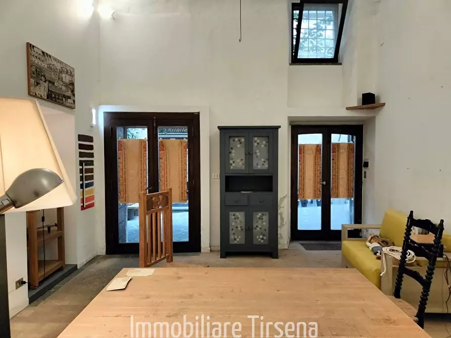 Immagine 5 di Locale commerciale in affitto  a Orvieto