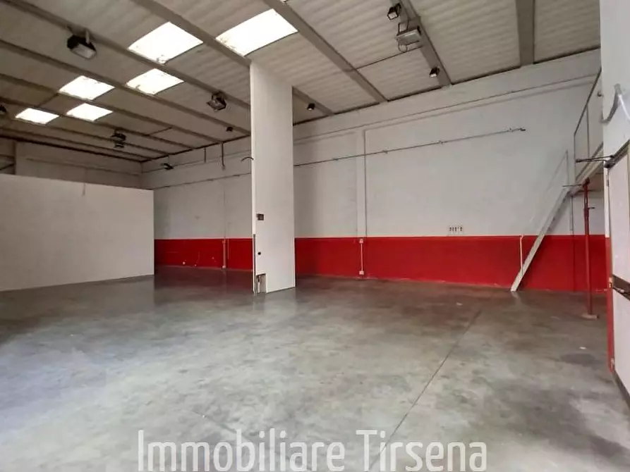 Immagine 5 di Capannone industriale in affitto  a Orvieto