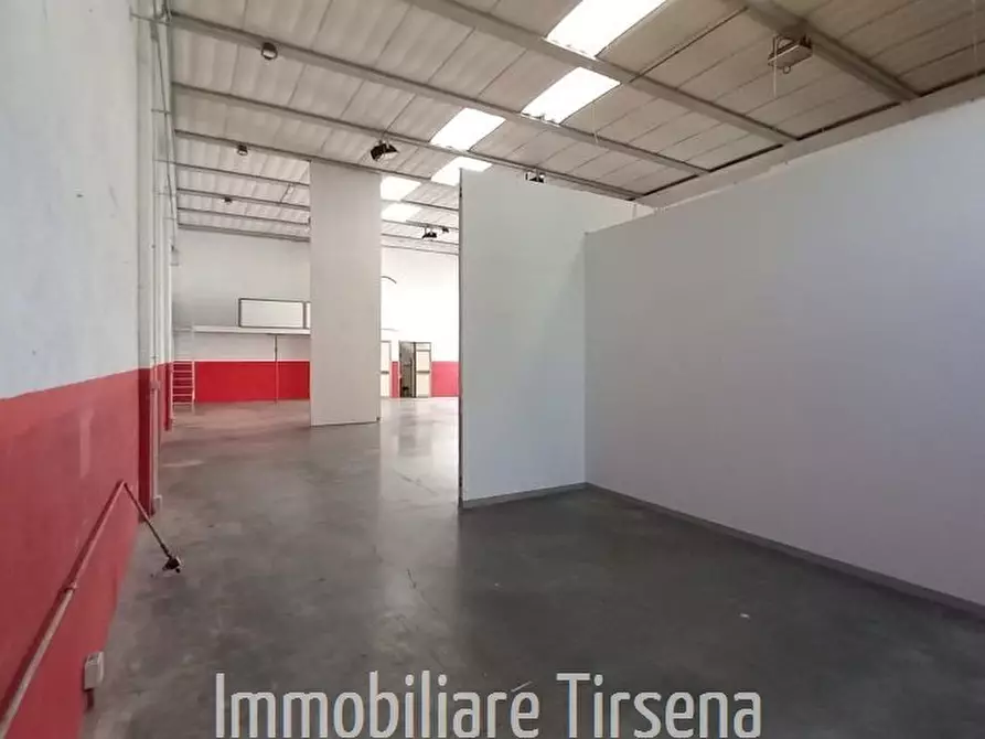 Immagine 6 di Capannone industriale in affitto  a Orvieto