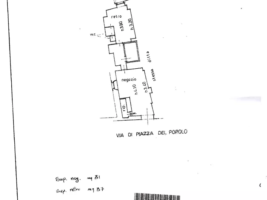 Immagine 4 di Locale commerciale in vendita  a Orvieto