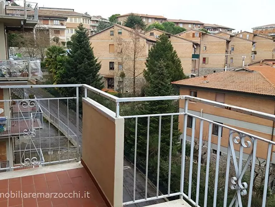 Immagine 5 di Appartamento in vendita  in Via Puglie, 13 a Siena