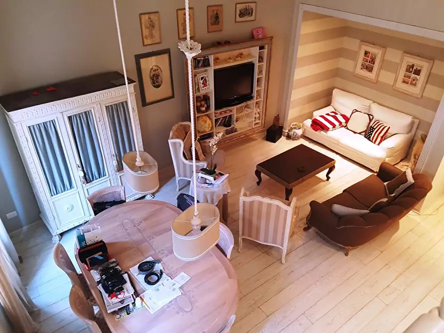 Immagine 7 di Appartamento in vendita  in Via del Porrione, 42 a Siena