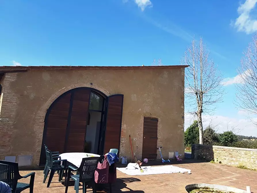 Immagine 5 di Rustico / casale in vendita  in SR2, 16 a Poggibonsi