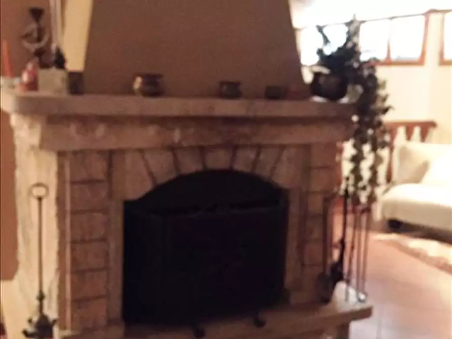 Immagine 5 di Appartamento in vendita  in s.da francigena a Montalcino