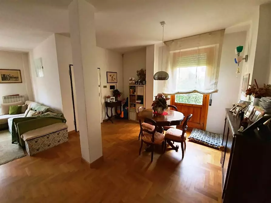 Immagine 5 di Appartamento in vendita  in Via Fiume, 2 a Siena