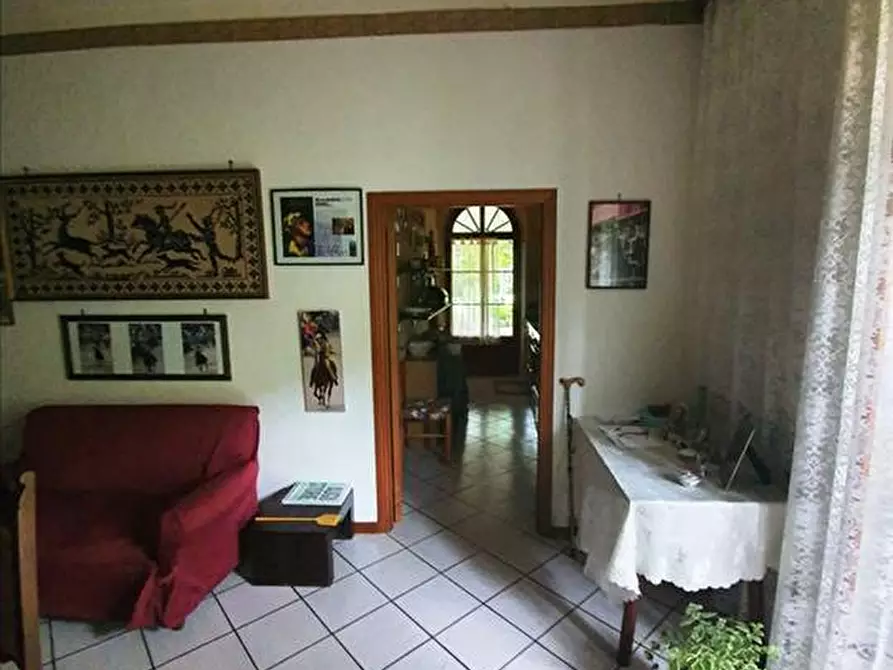 Immagine 9 di Villa in vendita  a Murlo