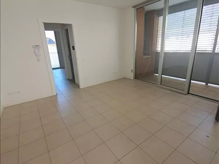 Immagine 2 di Appartamento in vendita  in Via della Lisciata, a Colle Di Val D'elsa