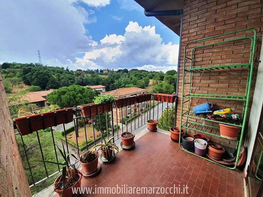 Immagine 8 di Appartamento in vendita  in Via delle Province, 1 a Siena