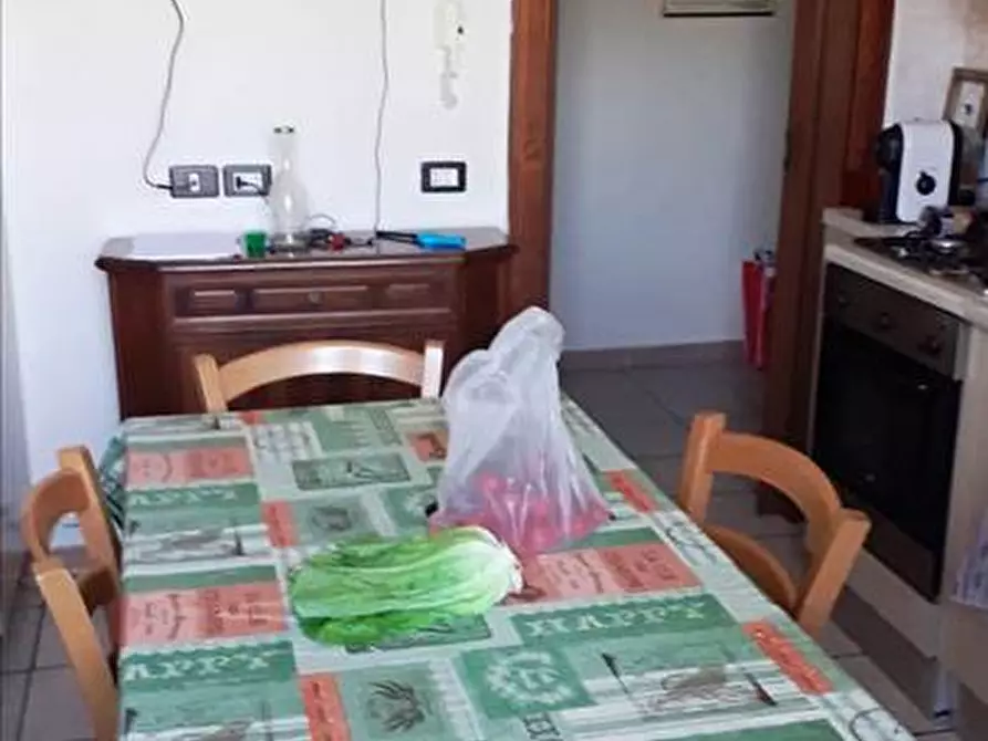 Immagine 3 di Appartamento in vendita  in Via I Maggio, a Monticiano