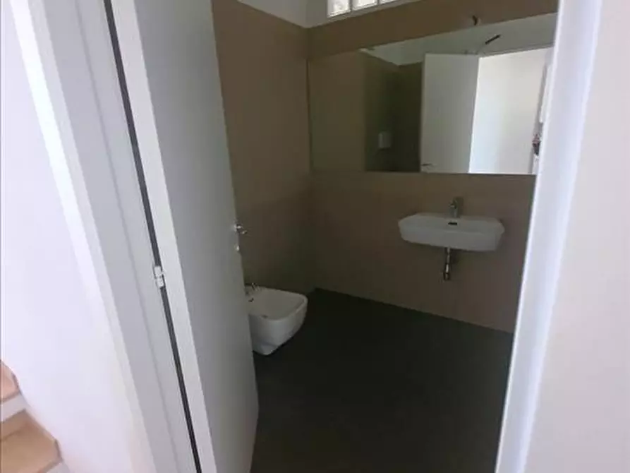 Immagine 7 di Appartamento in vendita  in Via Antonio Gramsci, a Colle Di Val D'elsa