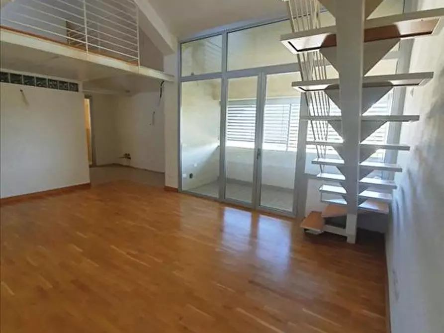 Immagine 3 di Appartamento in vendita  in Via Antonio Gramsci, a Colle Di Val D'elsa