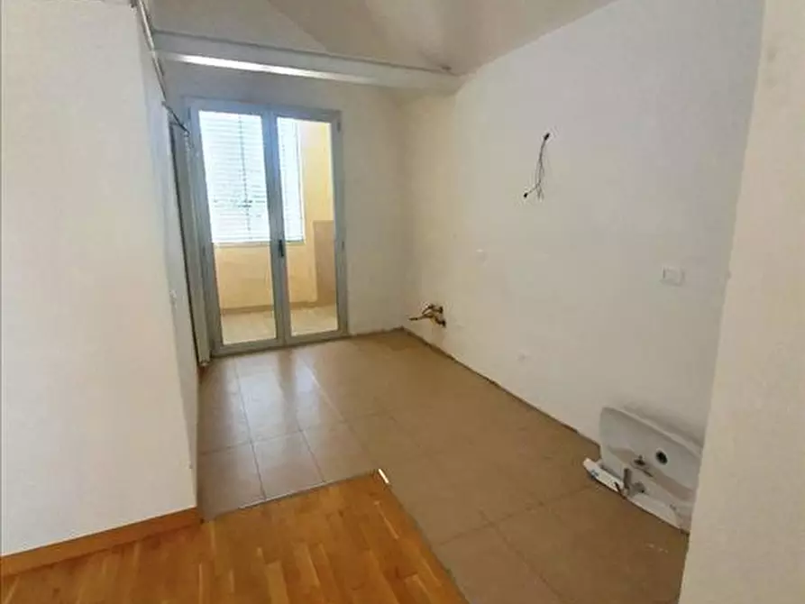 Immagine 5 di Appartamento in vendita  in Via Antonio Gramsci, a Colle Di Val D'elsa