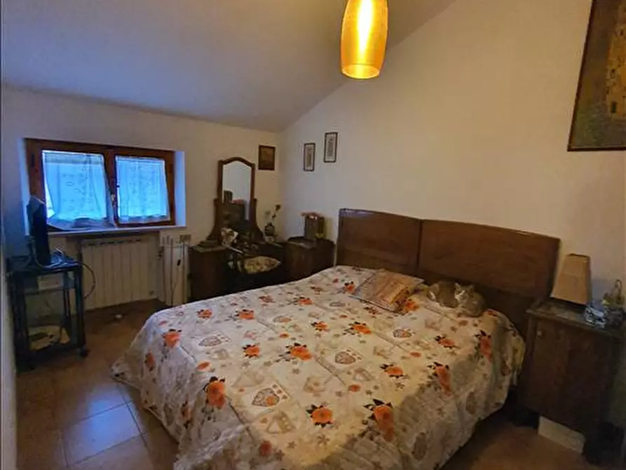 Immagine 5 di Appartamento in vendita  in Via Vittorio Alfieri, a Castelnuovo Berardenga