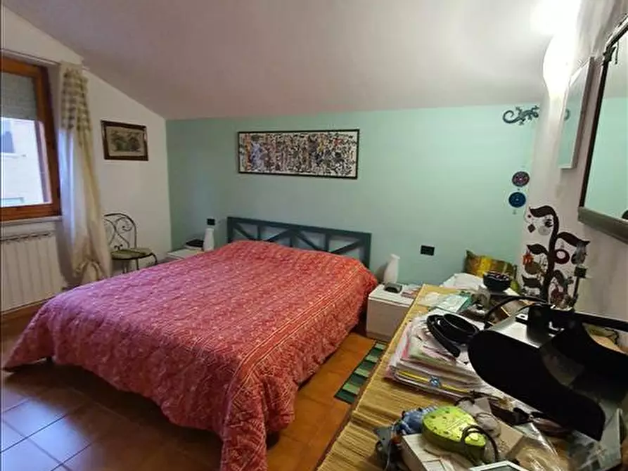 Immagine 7 di Appartamento in vendita  in Via Vittorio Alfieri, a Castelnuovo Berardenga