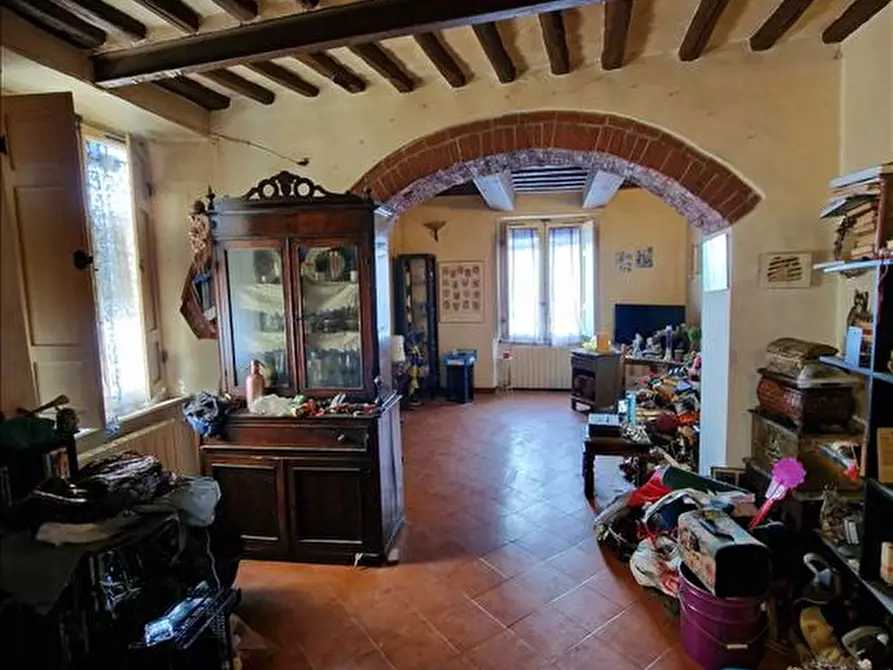 Immagine 2 di Appartamento in vendita  in Casato di Sopra, 38 a Siena