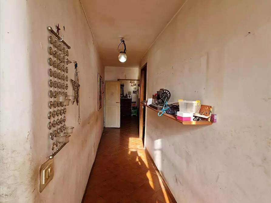 Immagine 7 di Appartamento in vendita  in Casato di Sopra, 38 a Siena