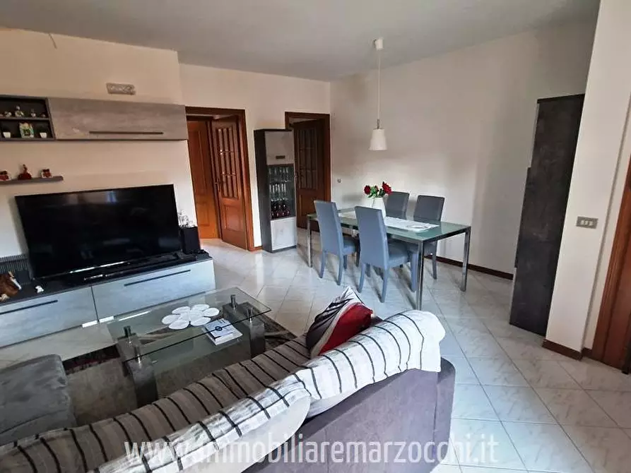 Immagine 1 di Appartamento in vendita  in Via Dario Neri, 38 a Siena