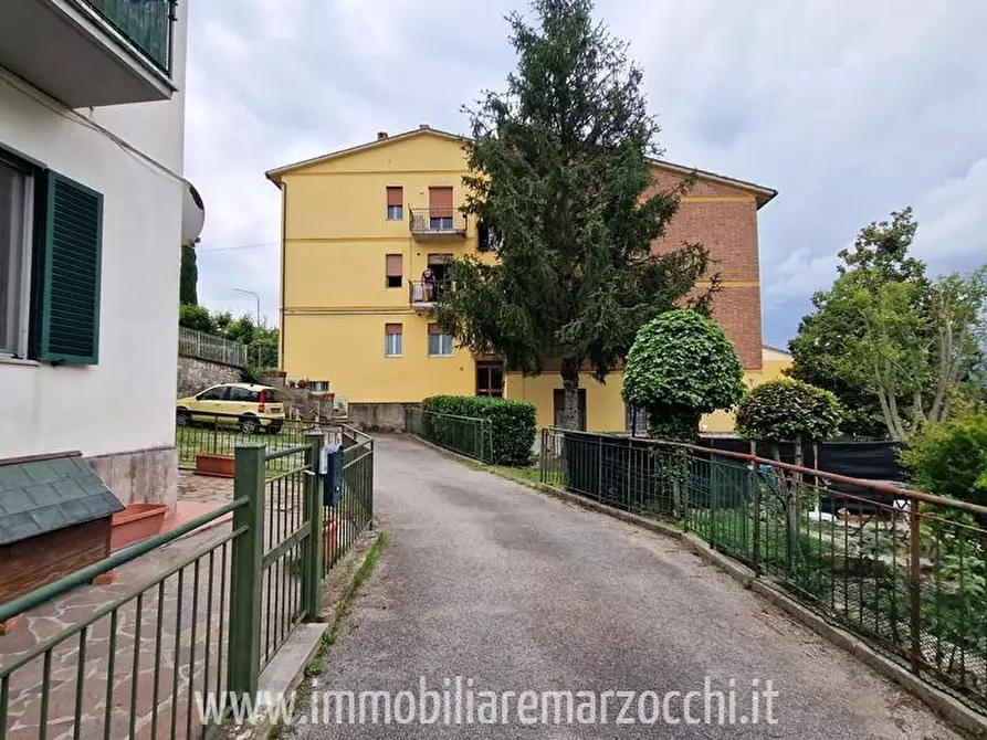 Immagine 1 di Appartamento in vendita  in Str. dei Cappuccini, 118 a Siena