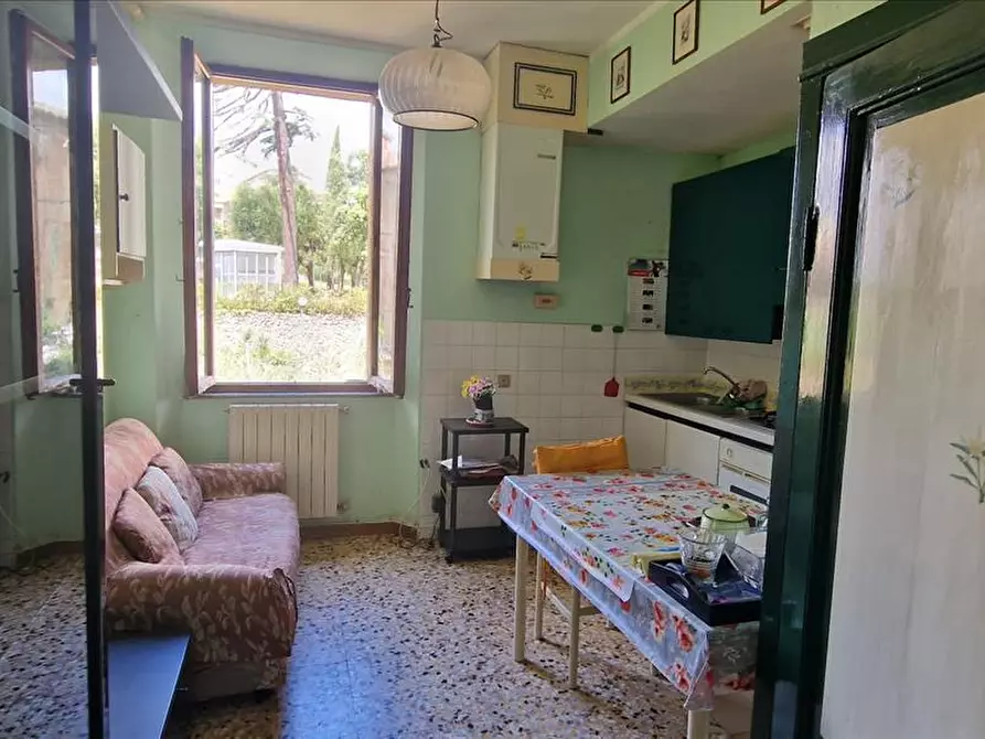 Immagine 9 di Appartamento in vendita  in V.LE CAVOUR a Siena