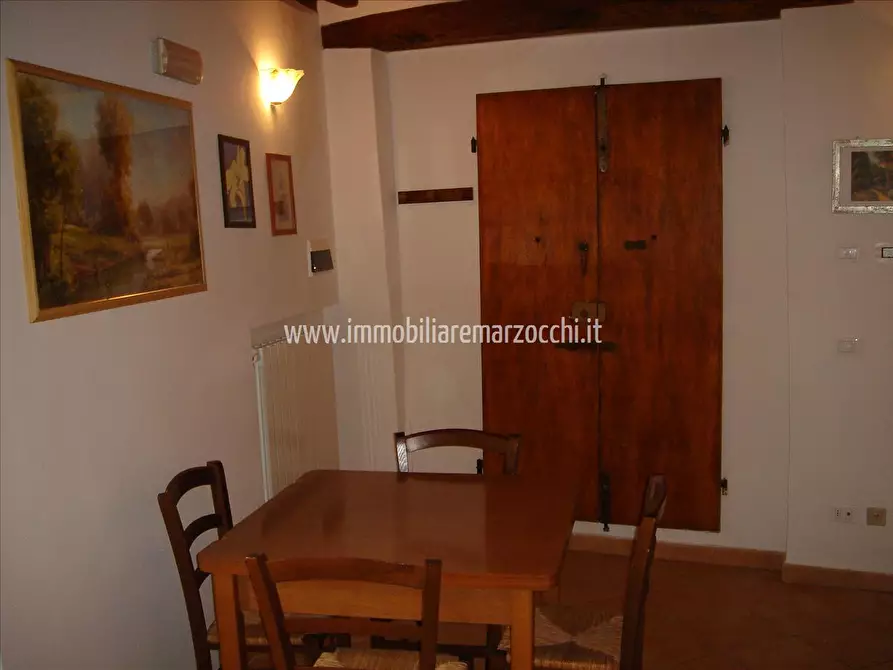 Immagine 5 di Appartamento in vendita  in Piazza del Grano, 5 a Asciano