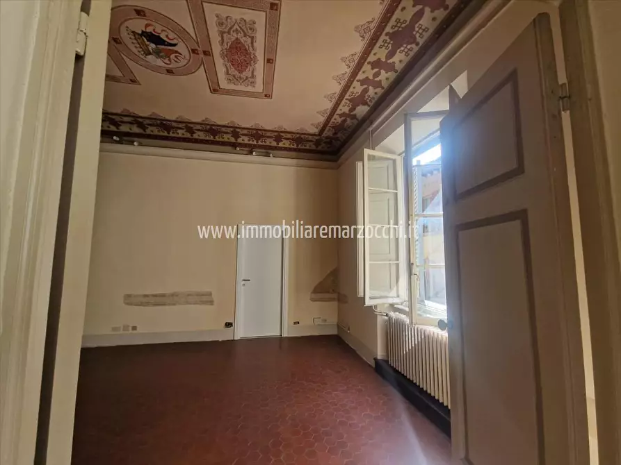Immagine 1 di Appartamento in vendita  in via Montanini a Siena