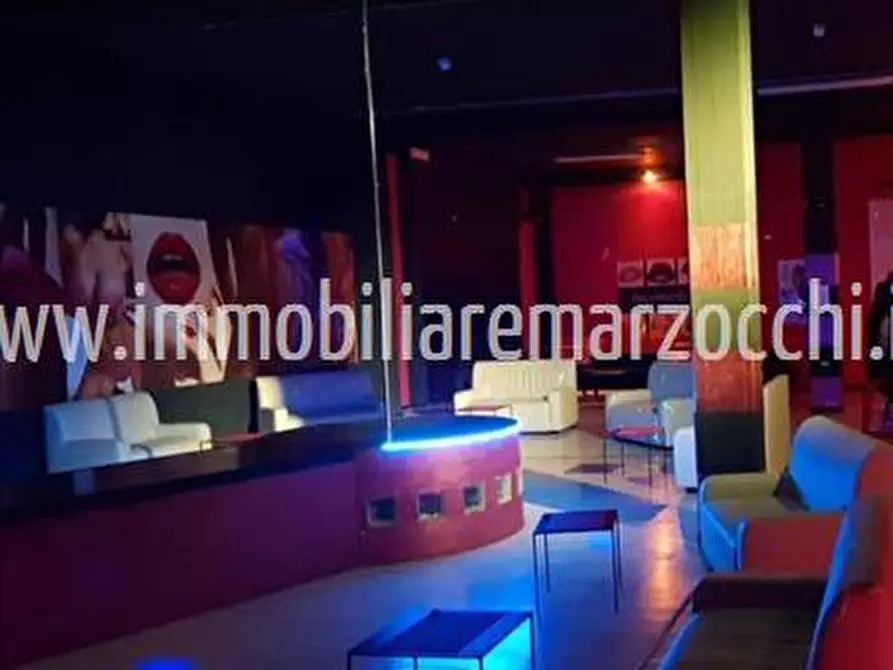 Immagine 4 di Locale commerciale in vendita  in Via Benedetto Zalaffi, 10 a Siena