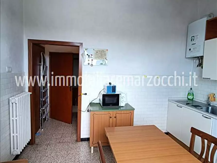 Immagine 3 di Appartamento in vendita  in Via G. Mazzini, 60 a Siena