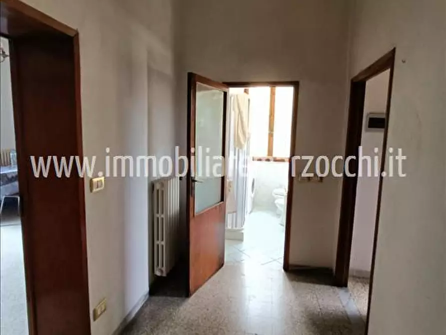 Immagine 4 di Appartamento in vendita  in Via G. Mazzini, 60 a Siena