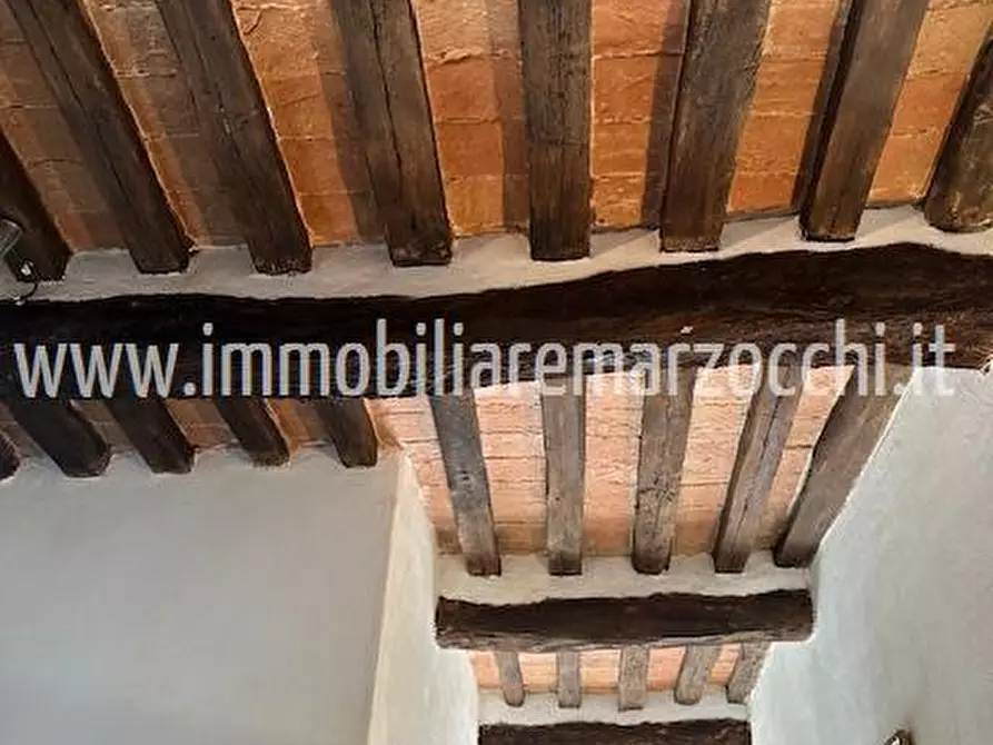 Immagine 3 di Locale commerciale in vendita  in Via dei Pispini, 70 a Siena