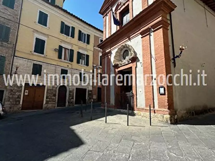 Immagine 5 di Locale commerciale in vendita  in Via dei Pispini, 70 a Siena